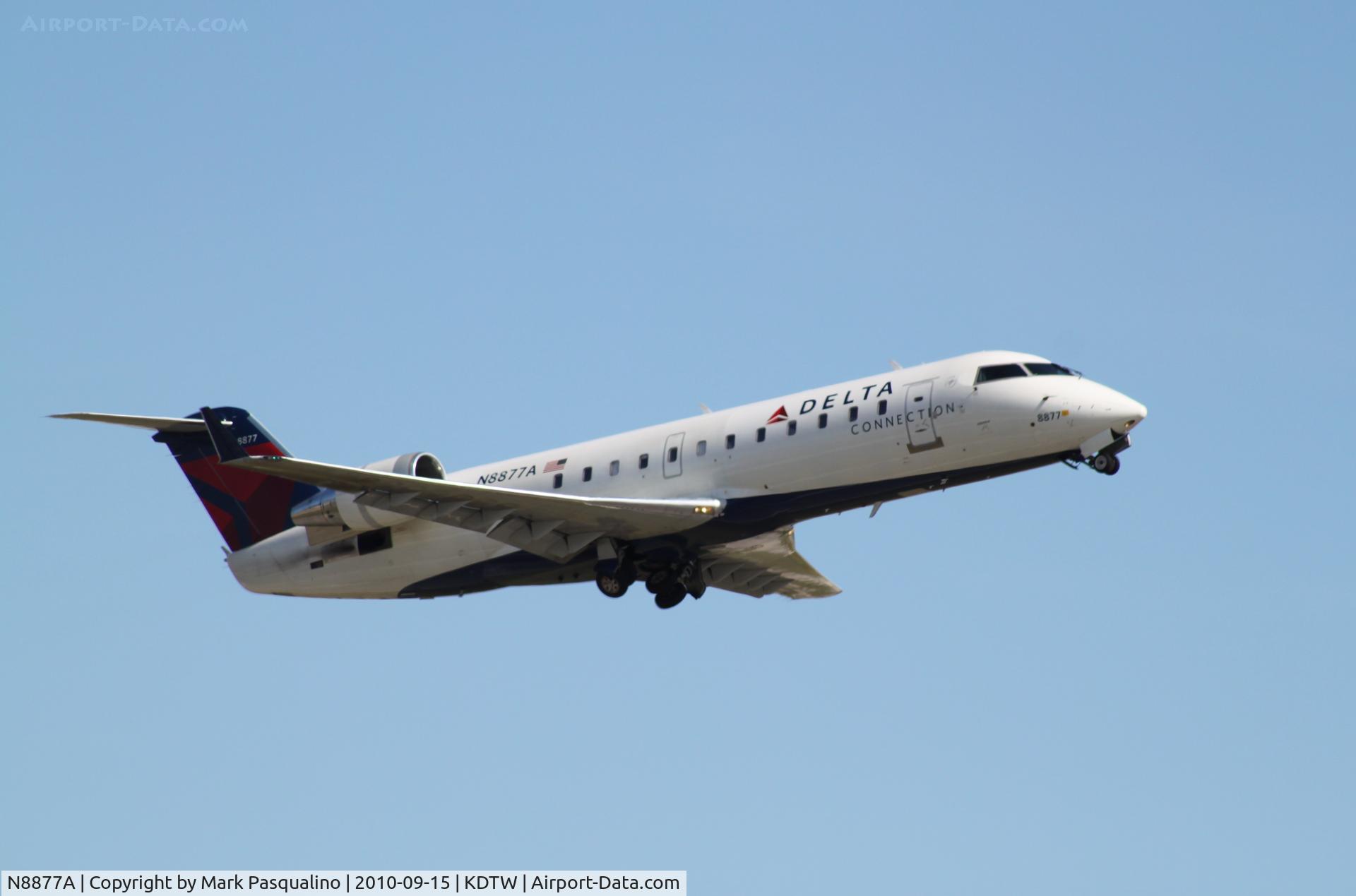 N8877A, 2003 Bombardier CRJ-440 (CL-600-2B19) C/N 7877, CL-600-2B19