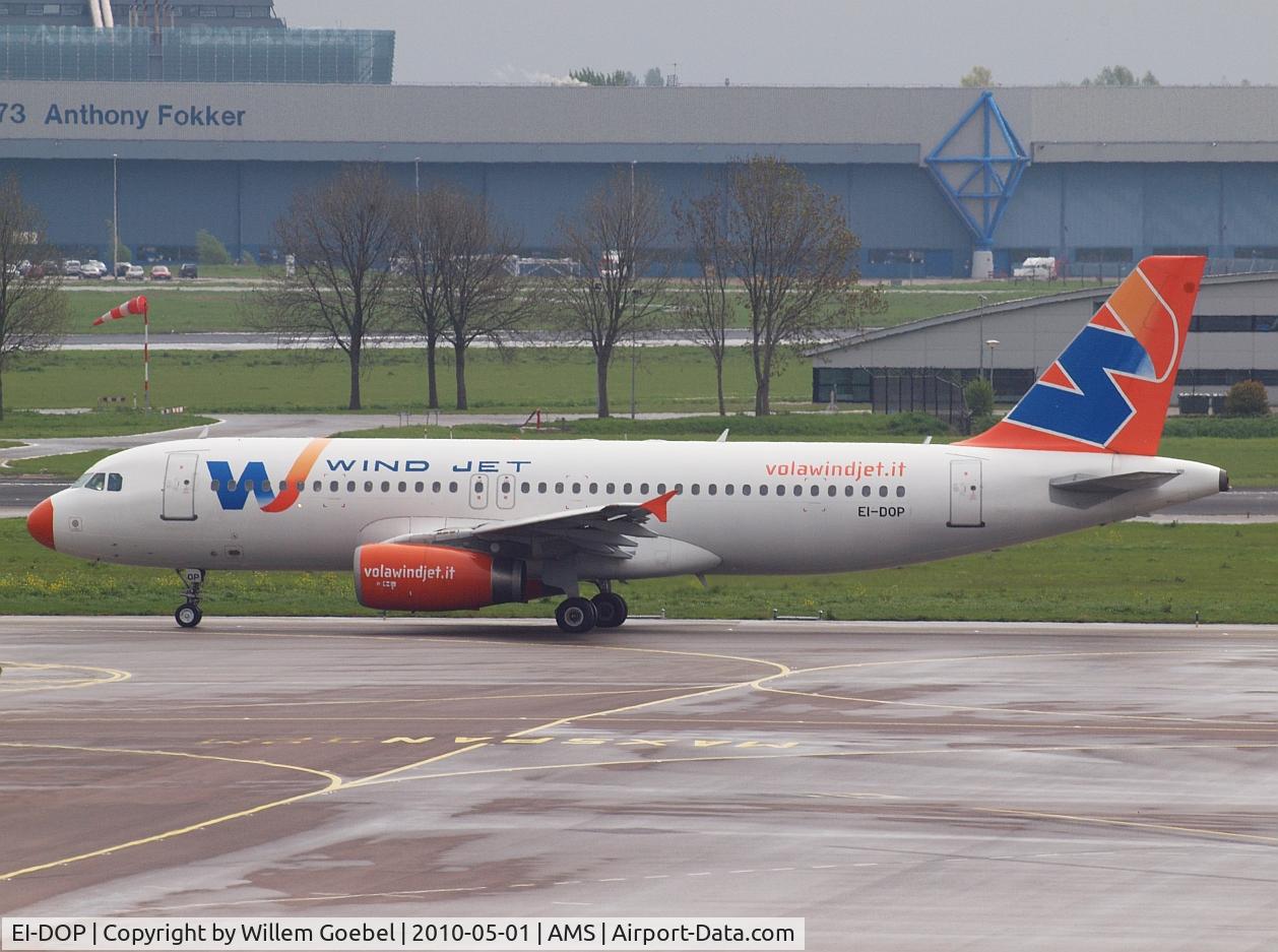 EI-DOP, 1998 Airbus A320-232 C/N 0816, Ready for take off of the  