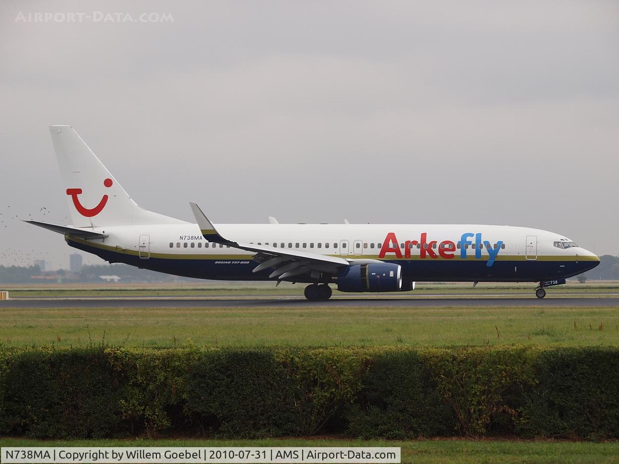 N738MA, 2004 Boeing 737-8Q8 C/N 32799, Arrival on the  