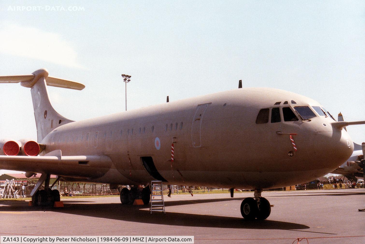 ZA143, Vickers VC10 K.2 C/N 813, VC-10 K.2 of 101 Squadron based at RAF Brize Norton on display at the 1984 RAF Mildenhall Air Fete.