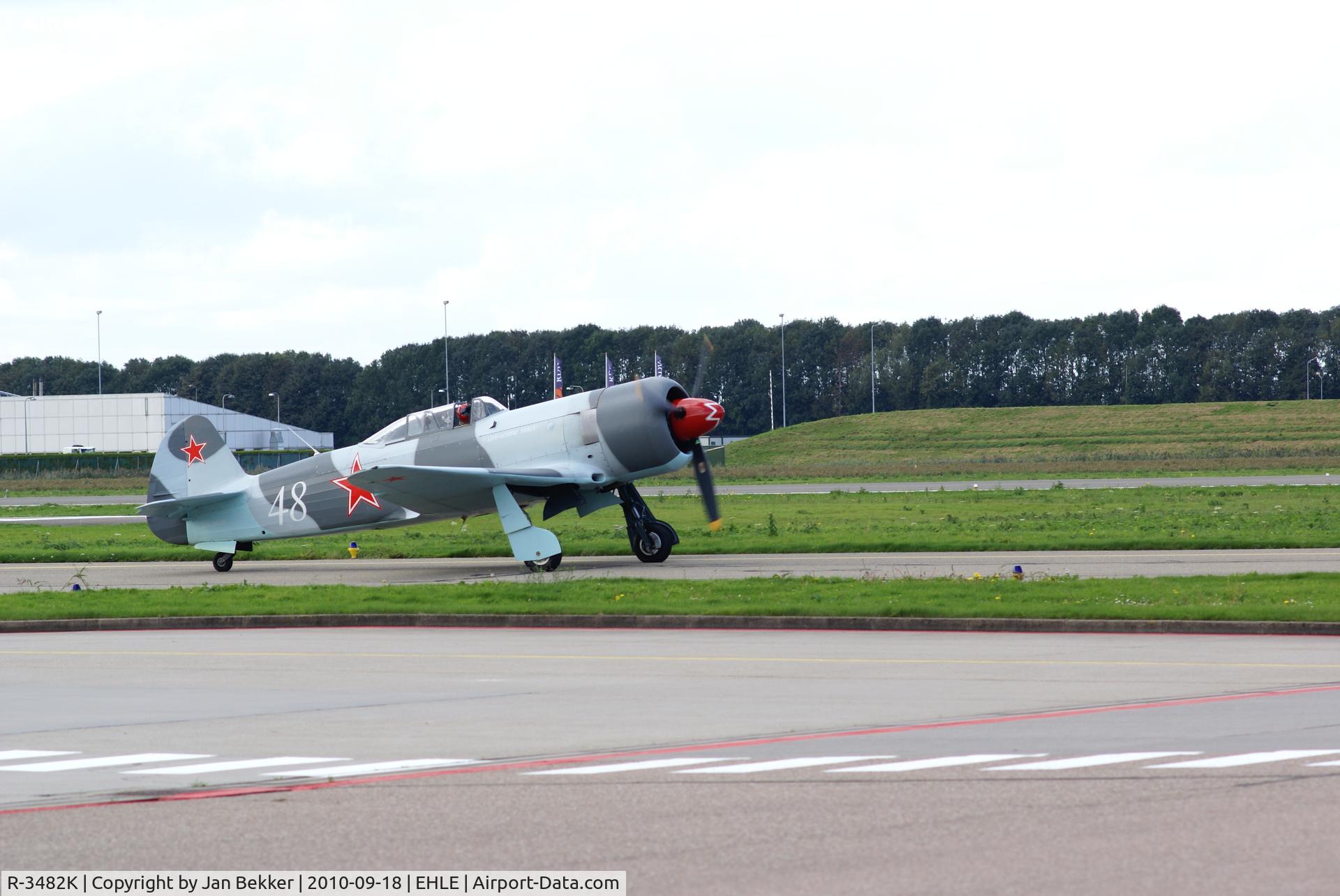 R-3482K, Yakovlev Yak-3UA C/N Not found R-3482K, On its way to the runway