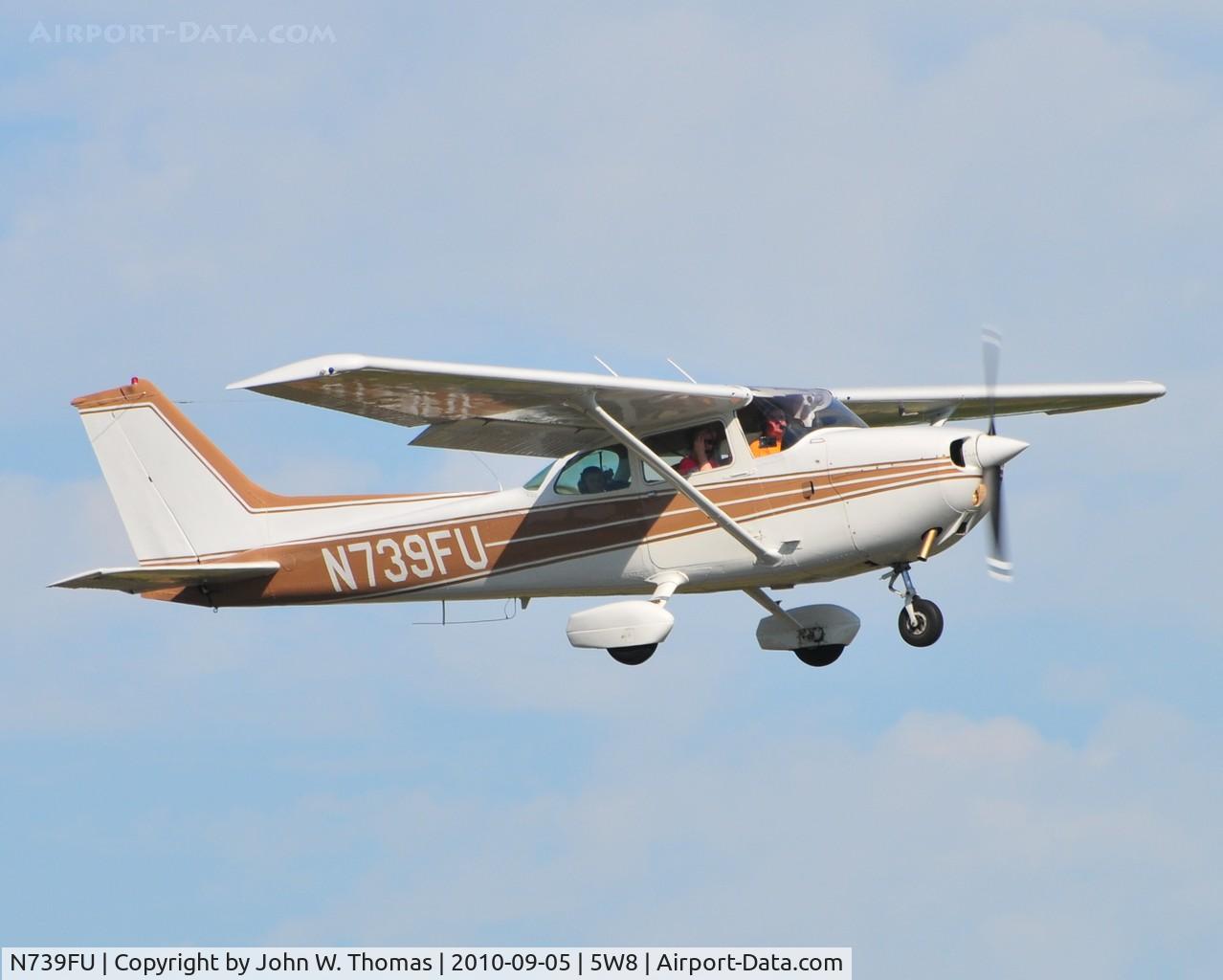 N739FU, 1978 Cessna 172N C/N 17270515, Departing runway 22