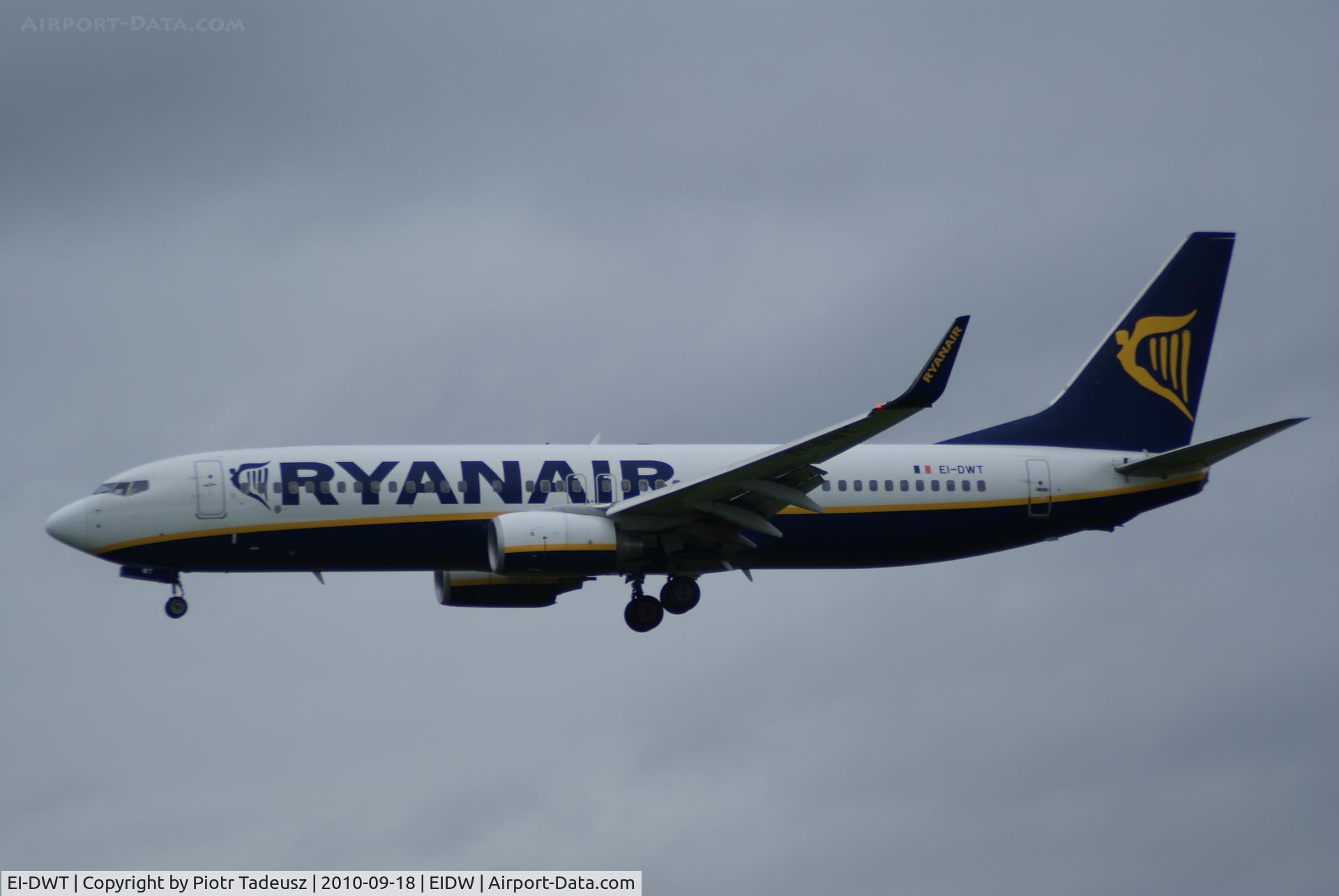 EI-DWT, 2008 Boeing 737-8AS C/N 33626, dublin
