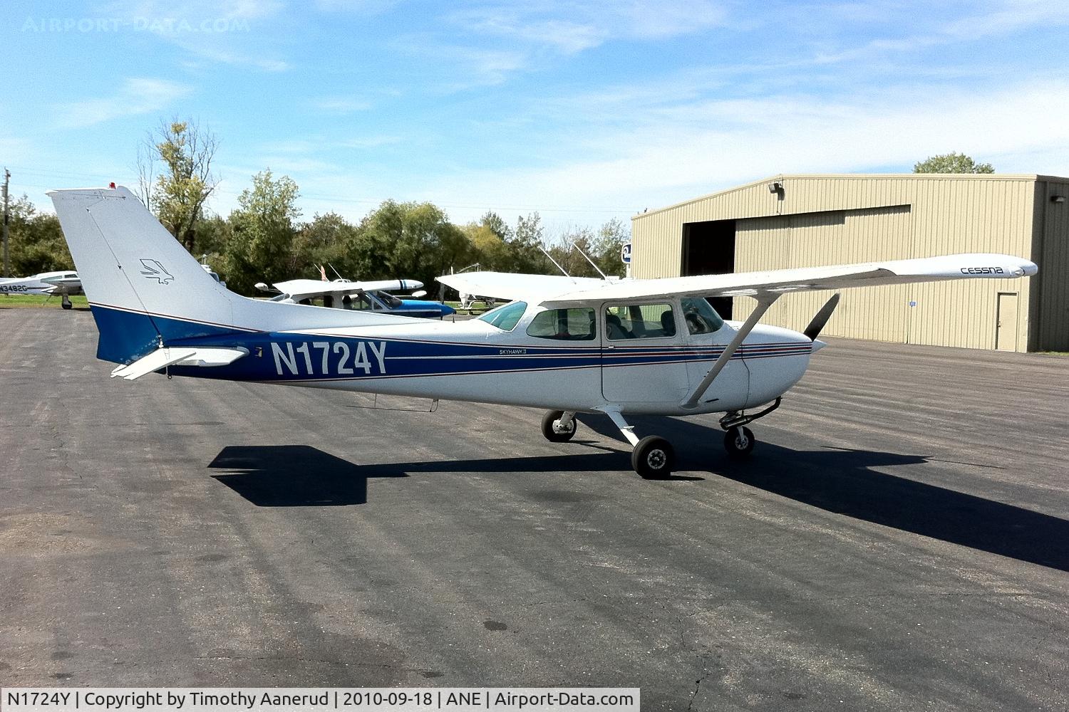 N1724Y, 1977 Cessna 172N Skyhawk C/N 17268676, 1977 Cessna 172N, c/n: 17268676