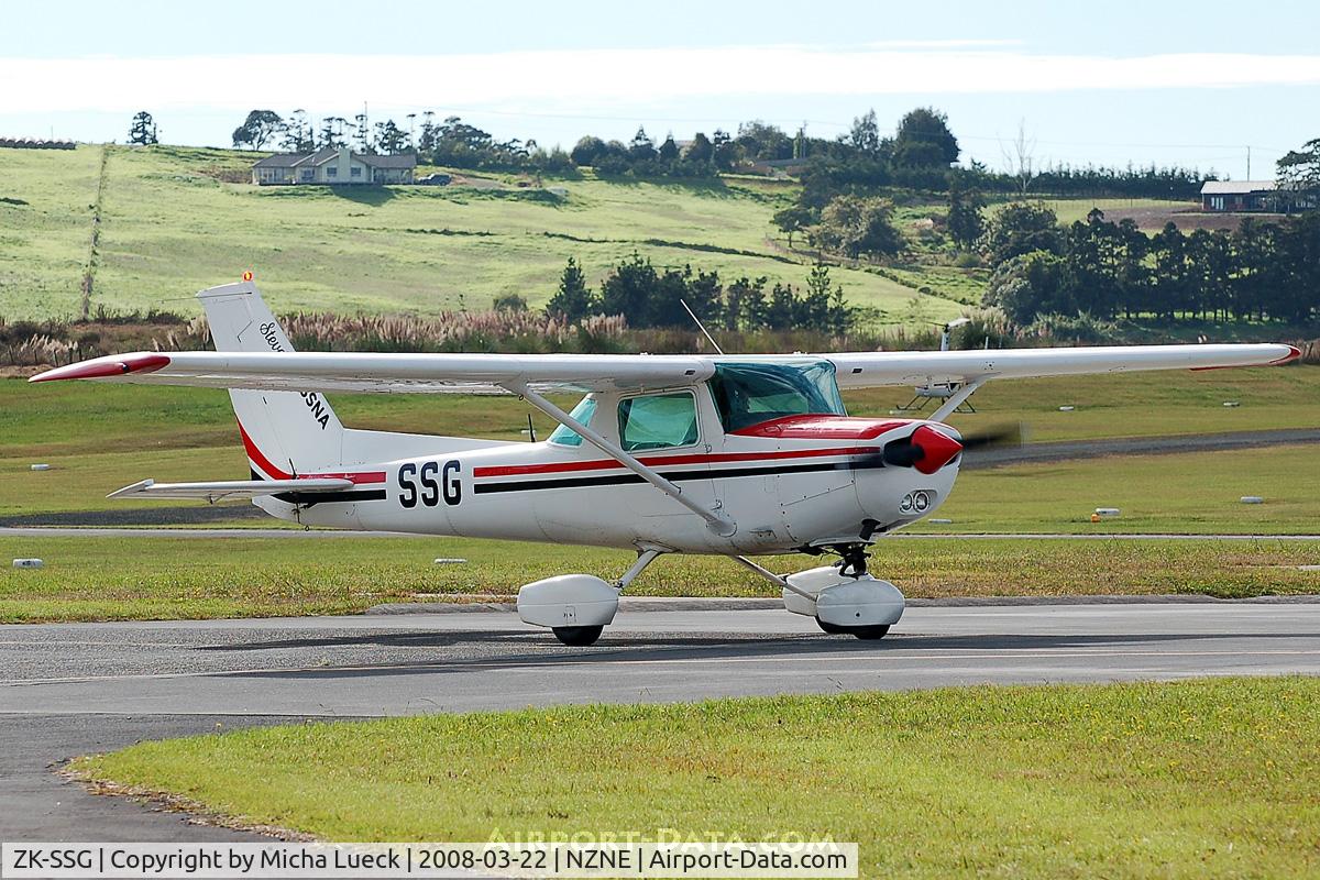 ZK-SSG, Cessna 152 C/N 15285466, At North Shore Aerodrome