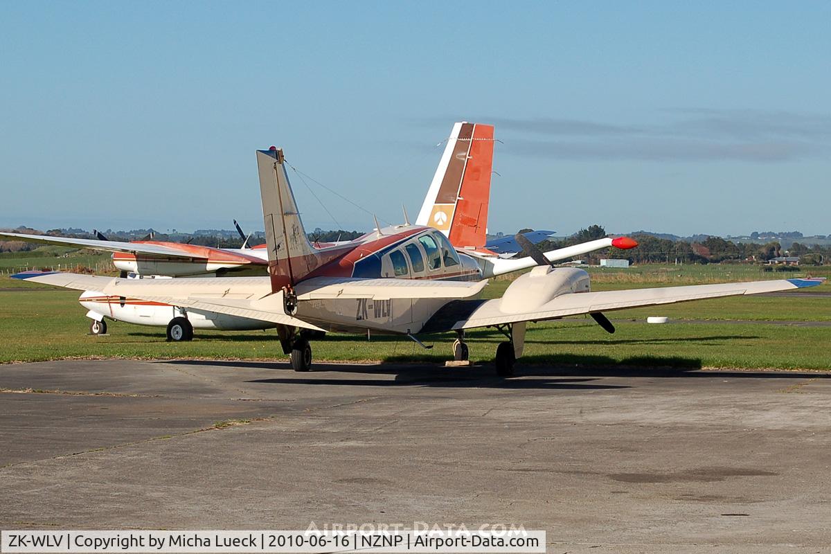 ZK-WLV, Beech 58 Baron C/N TH-698, At New Plymouth