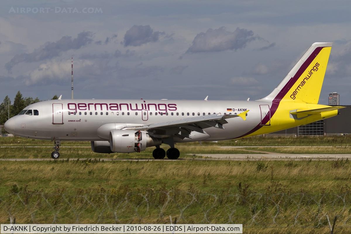D-AKNK, 1999 Airbus A319-112 C/N 1077, decelerating after touchdown