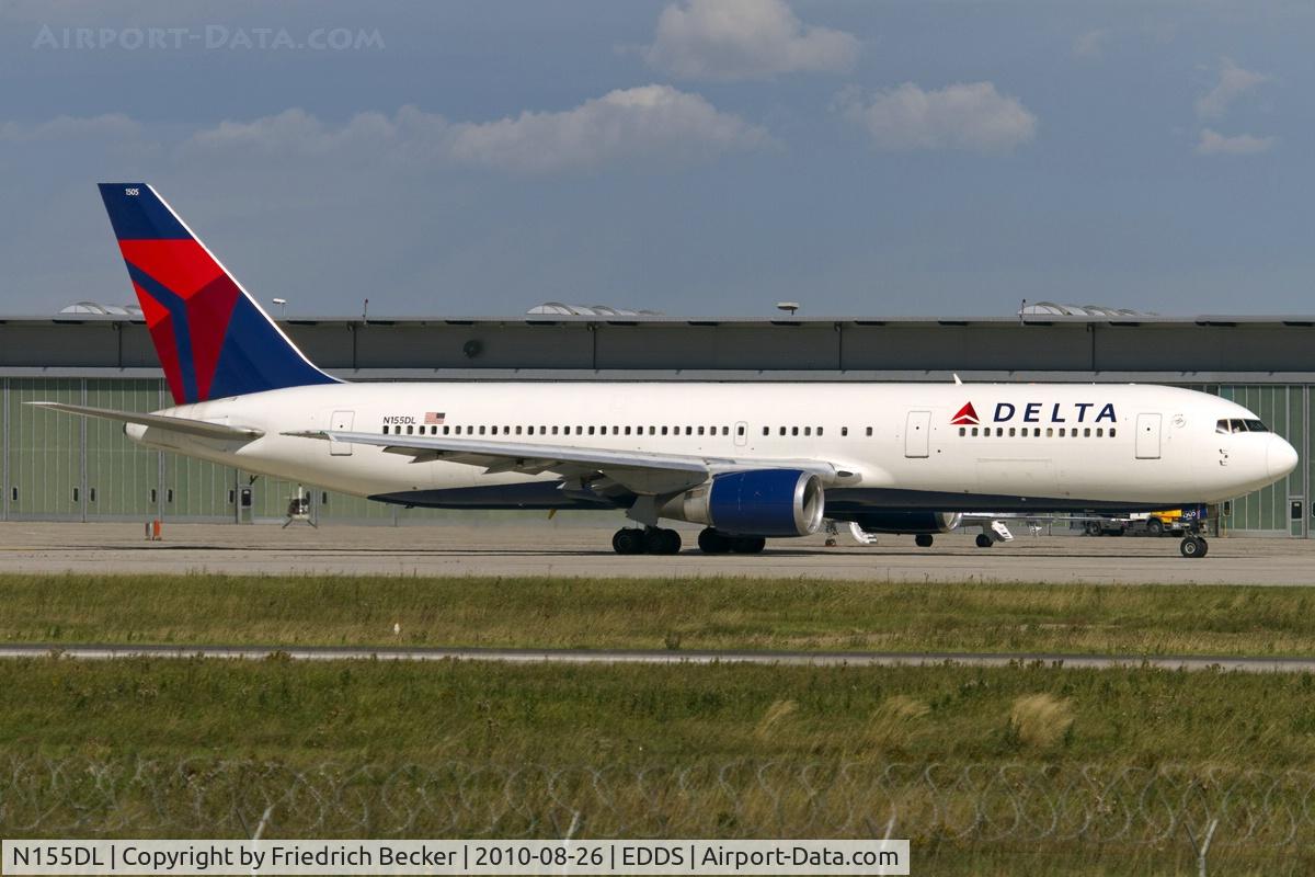 N155DL, 1991 Boeing 767-3P6 C/N 25269, taxying to the active