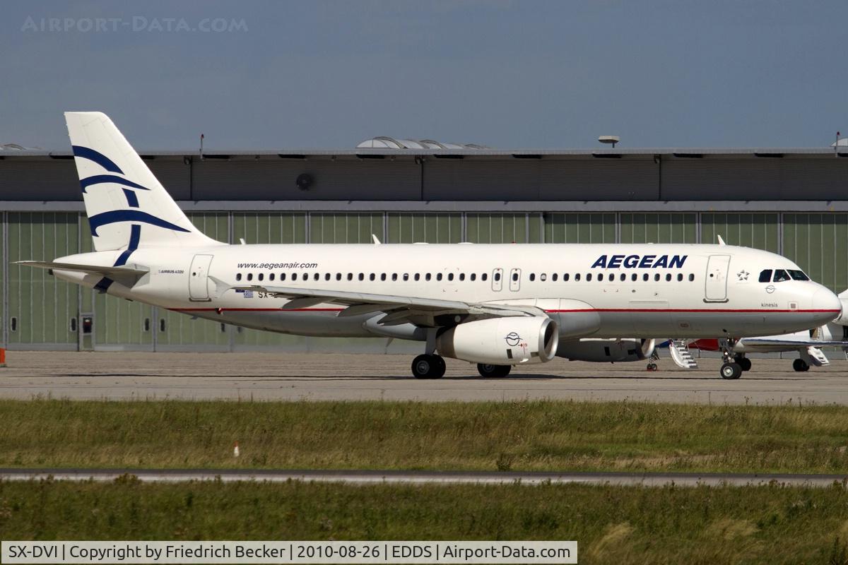 SX-DVI, 2007 Airbus A320-232 C/N 3074, taxying to the active