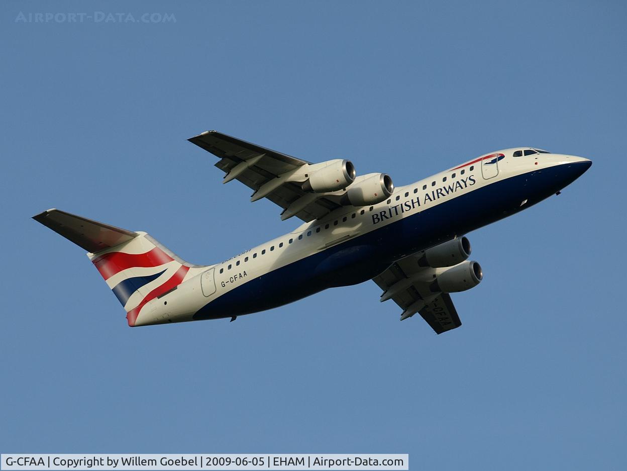 G-CFAA, 2000 British Aerospace Avro 146-RJ100 C/N E3373, Take off of the 