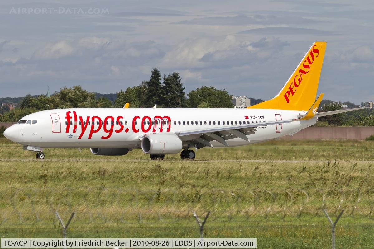 TC-ACP, 2010 Boeing 737-82R C/N 40697, decelerating after touchdown