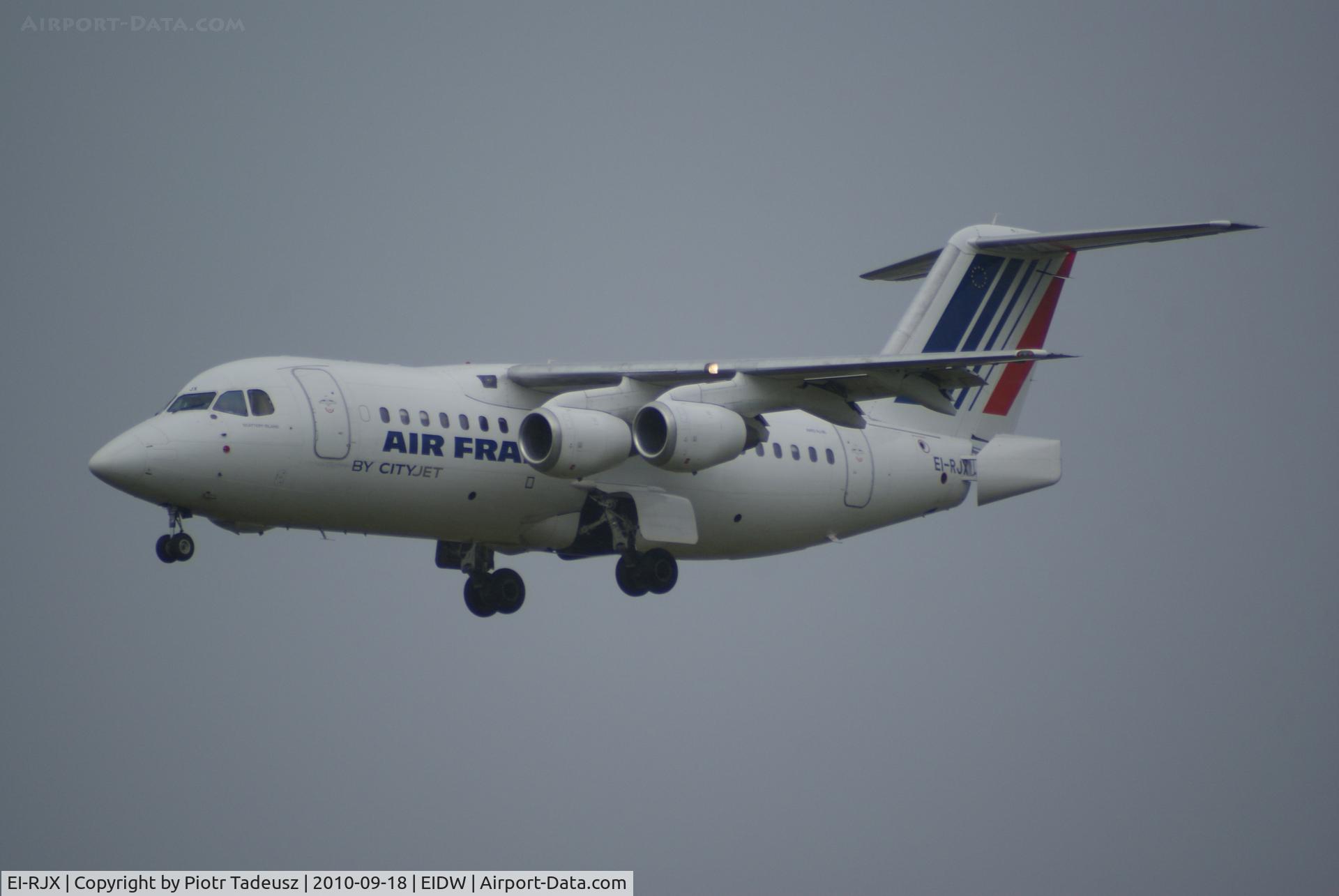 EI-RJX, 2000 BAe Systems Avro 146-RJ85A C/N E.2372, dublin