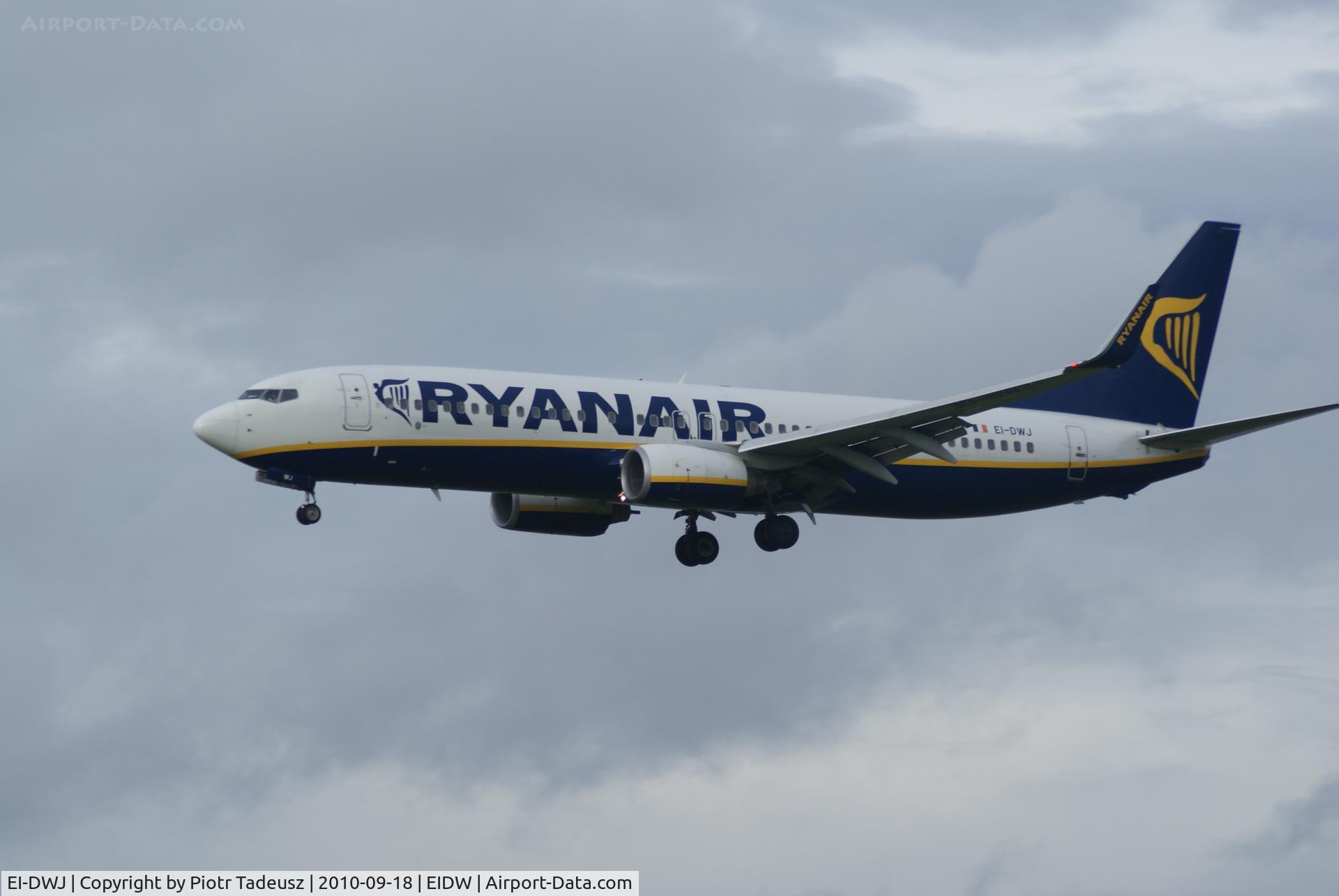 EI-DWJ, 2007 Boeing 737-8AS C/N 36077, Dublin