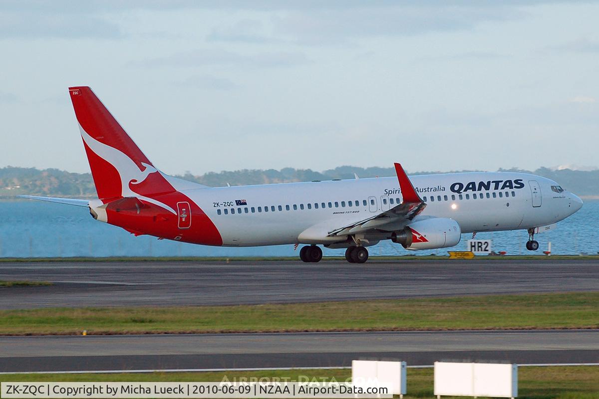 ZK-ZQC, 2009 Boeing 737-838 C/N 34202, At Auckland