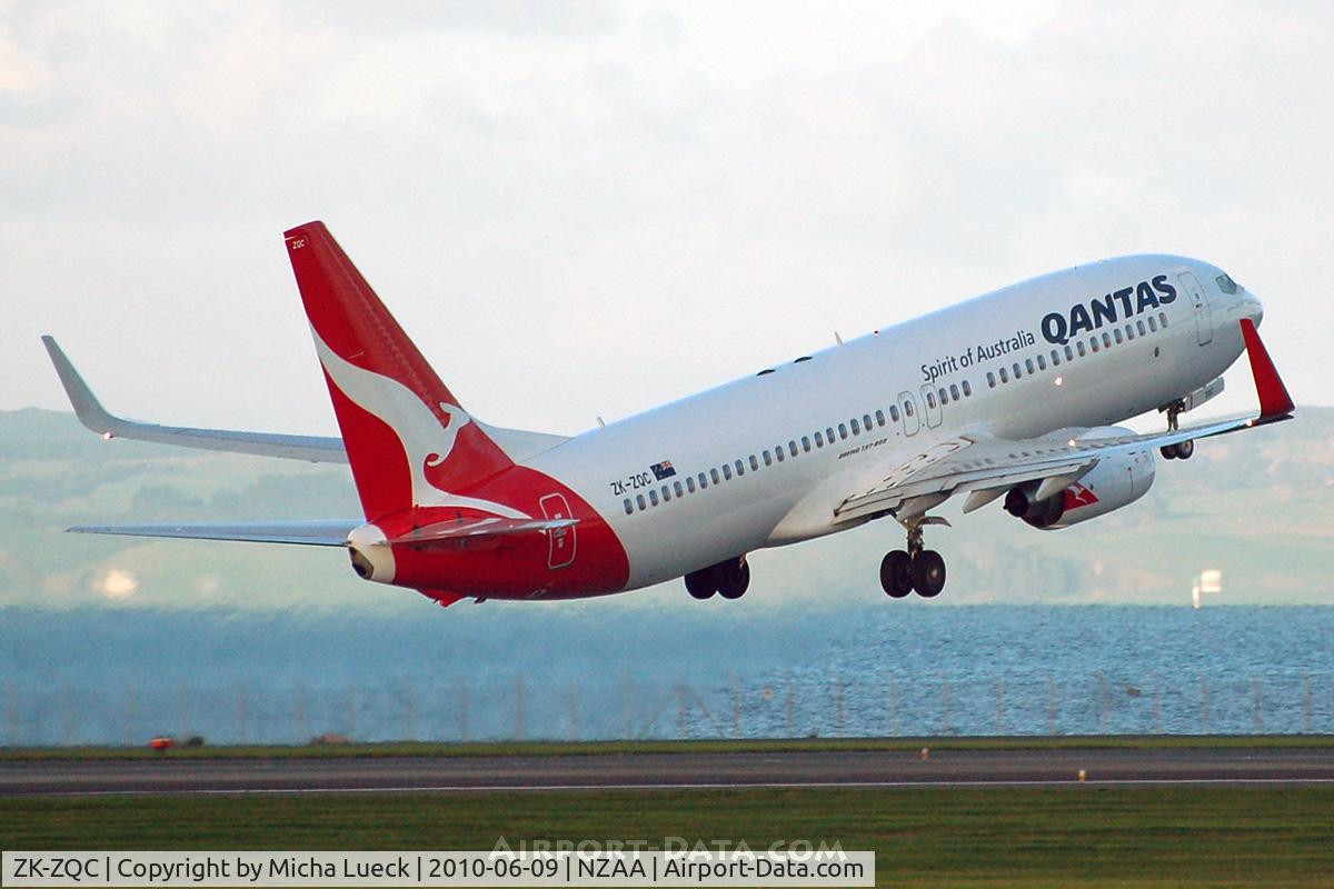 ZK-ZQC, 2009 Boeing 737-838 C/N 34202, At Auckland