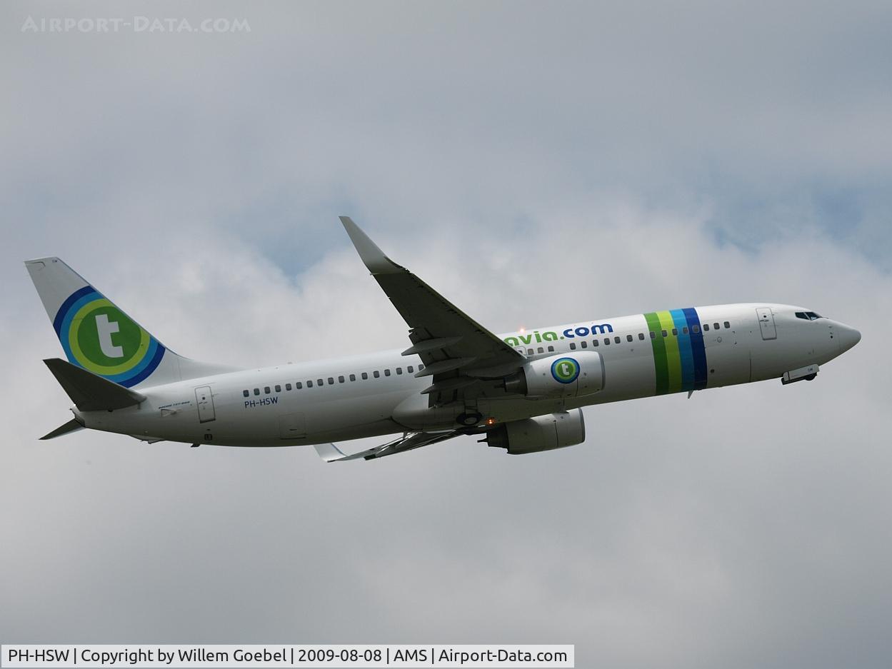 PH-HSW, 2009 Boeing 737-8K2 C/N 37160, Take off of the  