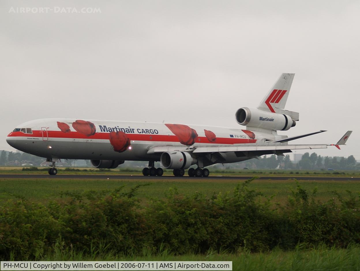 PH-MCU, 1996 McDonnell Douglas MD-11F C/N 48757, Arrival on the 