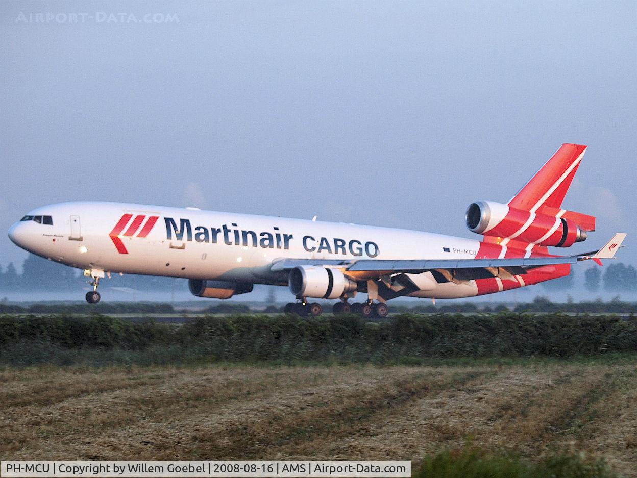 PH-MCU, 1996 McDonnell Douglas MD-11F C/N 48757, Arrival on the 