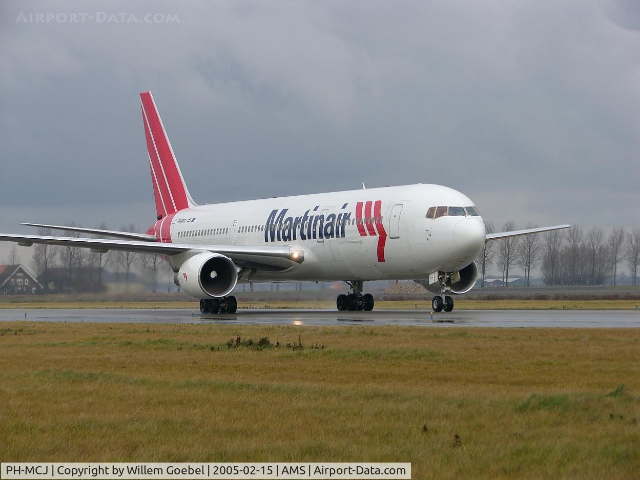 PH-MCJ, 1993 Boeing 767-33A C/N 25535, Taxi to the gate of Amsterdam airport