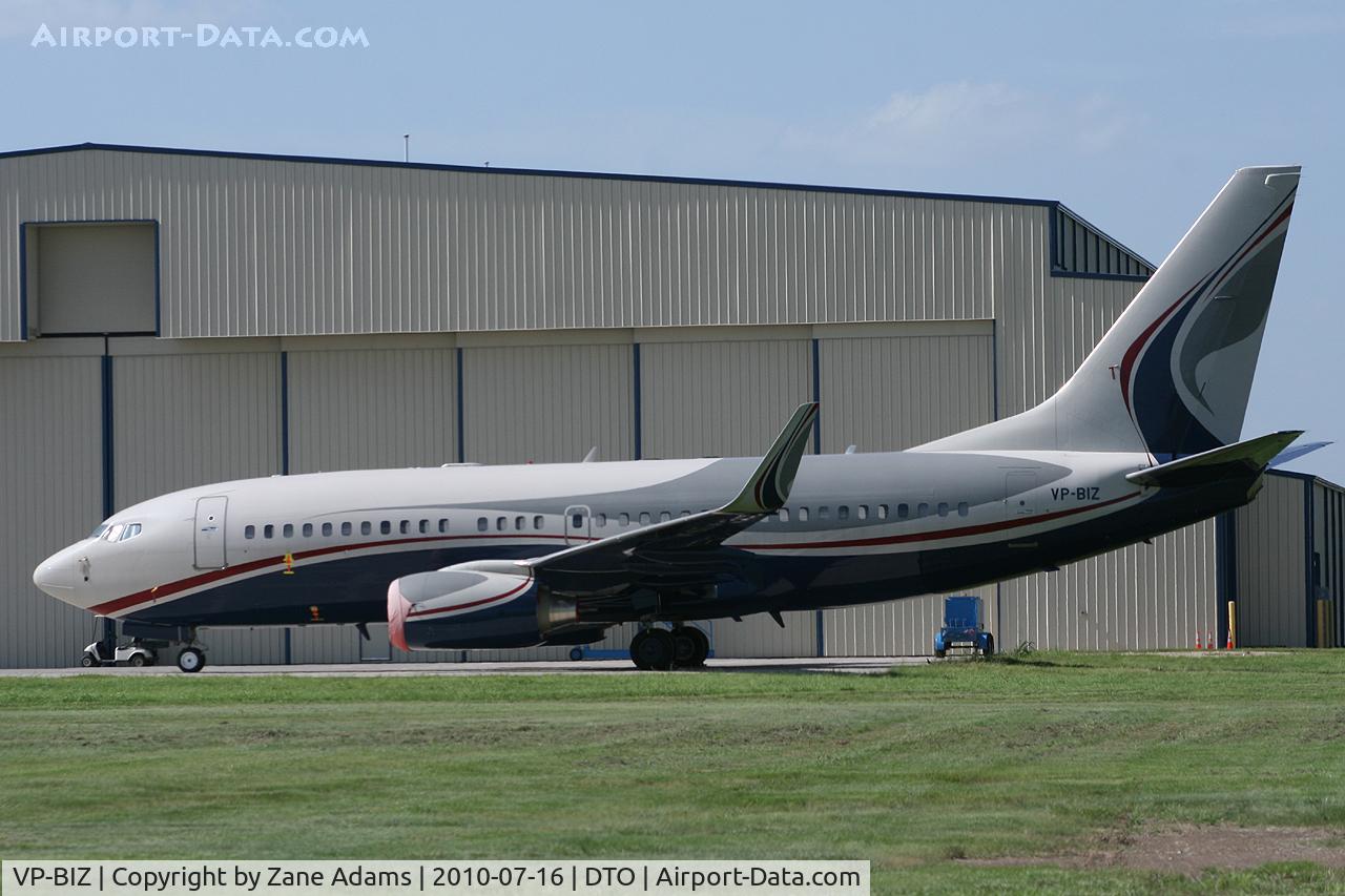 VP-BIZ, 2005 Boeing 737-7AU BBJ C/N 34477, At Denton Municipal Airport