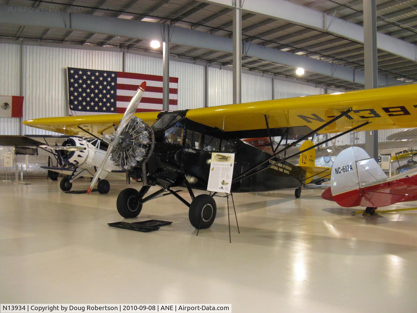 N13934, 1928 Fairchild FC-2W-2 C/N 531, 1928 Fairchild FC 2W2, P&W R-985 420 Hp, at Golden Wings Museum