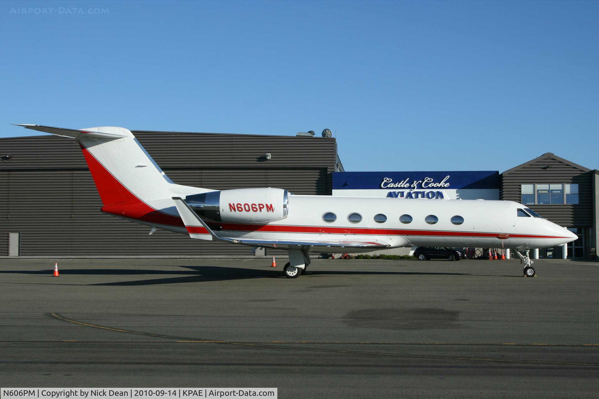 N606PM, 2003 Gulfstream Aerospace G-IV C/N 1512, KPAE