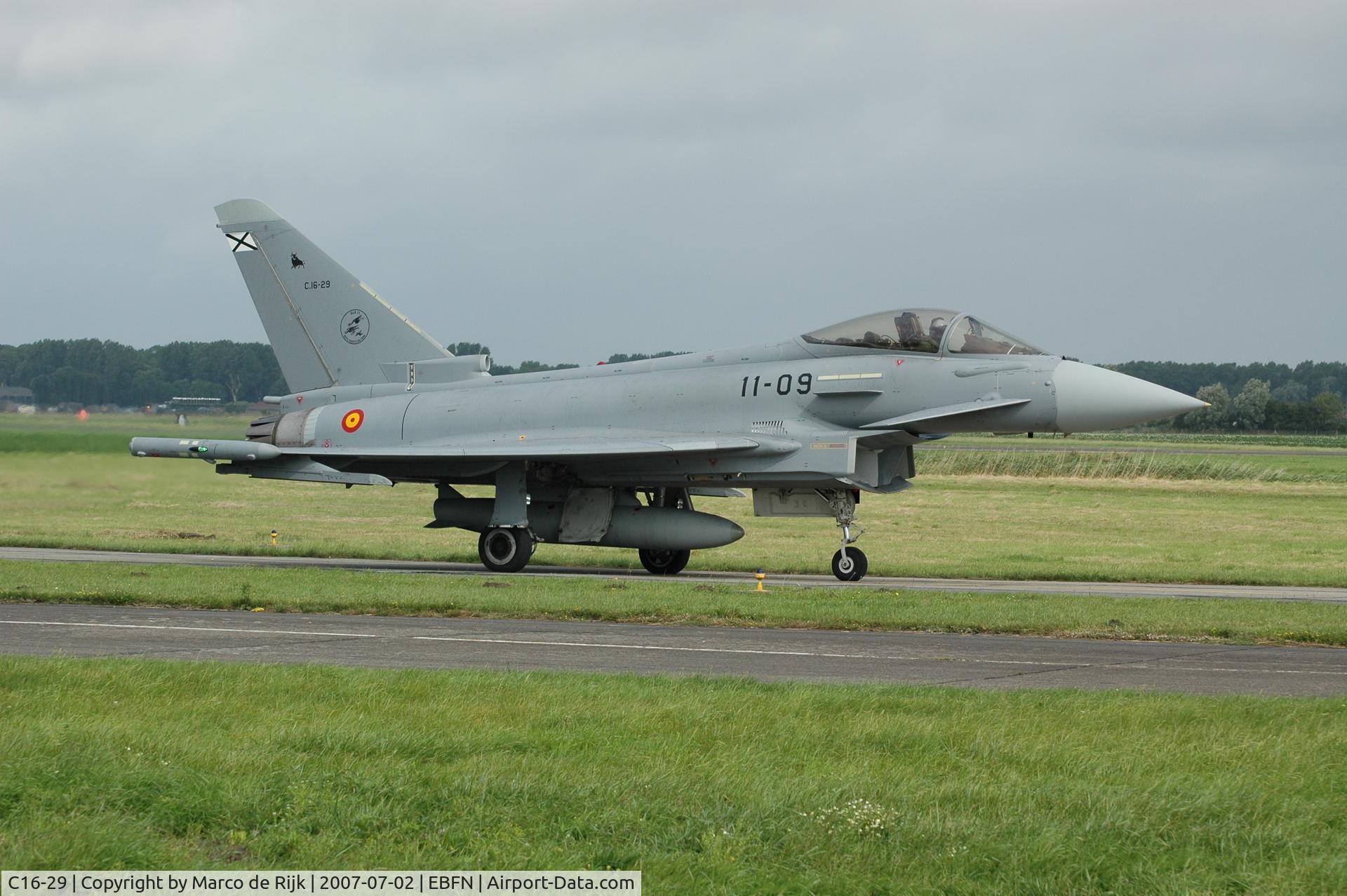 C16-29, Eurofighter EF-2000 Typhoon S C/N SS009, Photo Taken at Koksijde airbase, during departures of 2007 Koksijde Airshow.