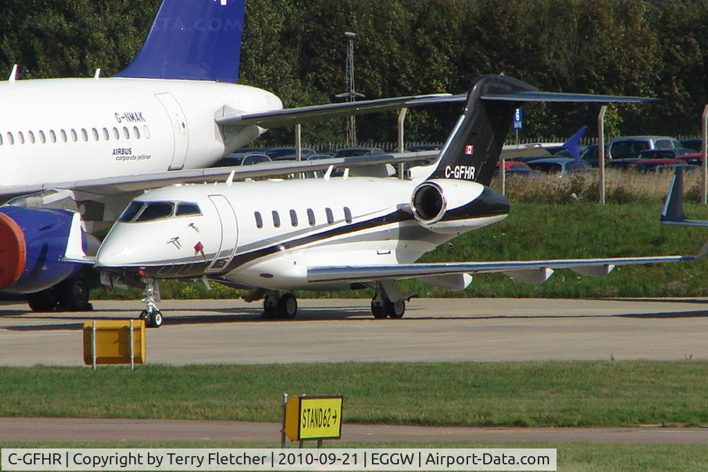 C-GFHR, 2003 Bombardier Challenger 300 (BD-100-1A10) C/N 20016, 2003 Bombardier BD-100-1A10, c/n: 20016 at Luton