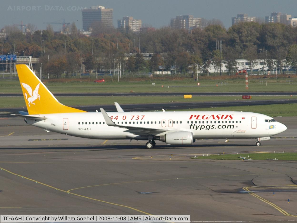 TC-AAH, 2008 Boeing 737-82R C/N 35701/2496, Arrival on Amsterdam airport