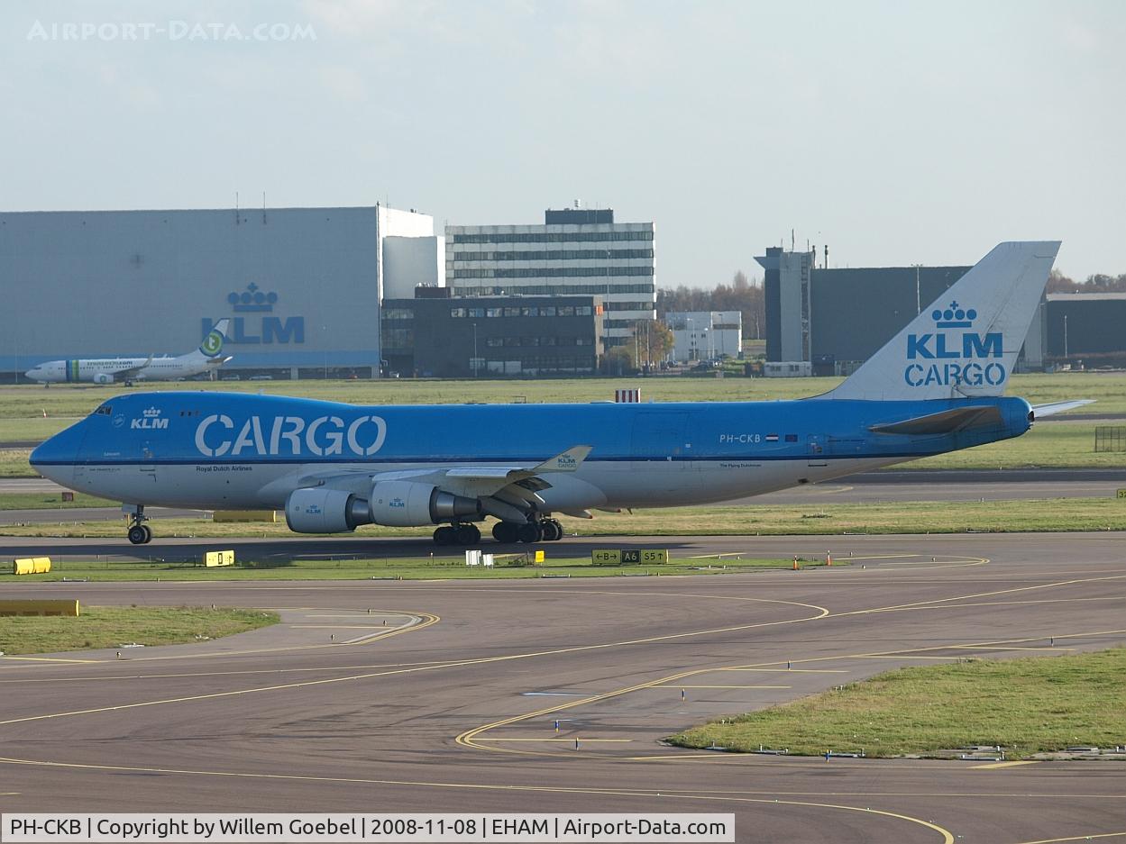 PH-CKB, 2003 Boeing 747-406F/ER/SCD C/N 33695, Taxi to the runway for take off.