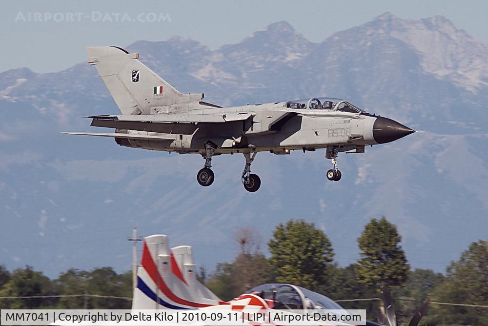 MM7041, Panavia Tornado IDS C/N 357/IS040/5050, Italy - Air Force
Panavia Tornado IDS