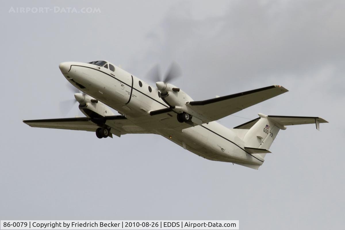 86-0079, 1986 Raytheon C-12J C/N UD-002, departure from Stuttgart