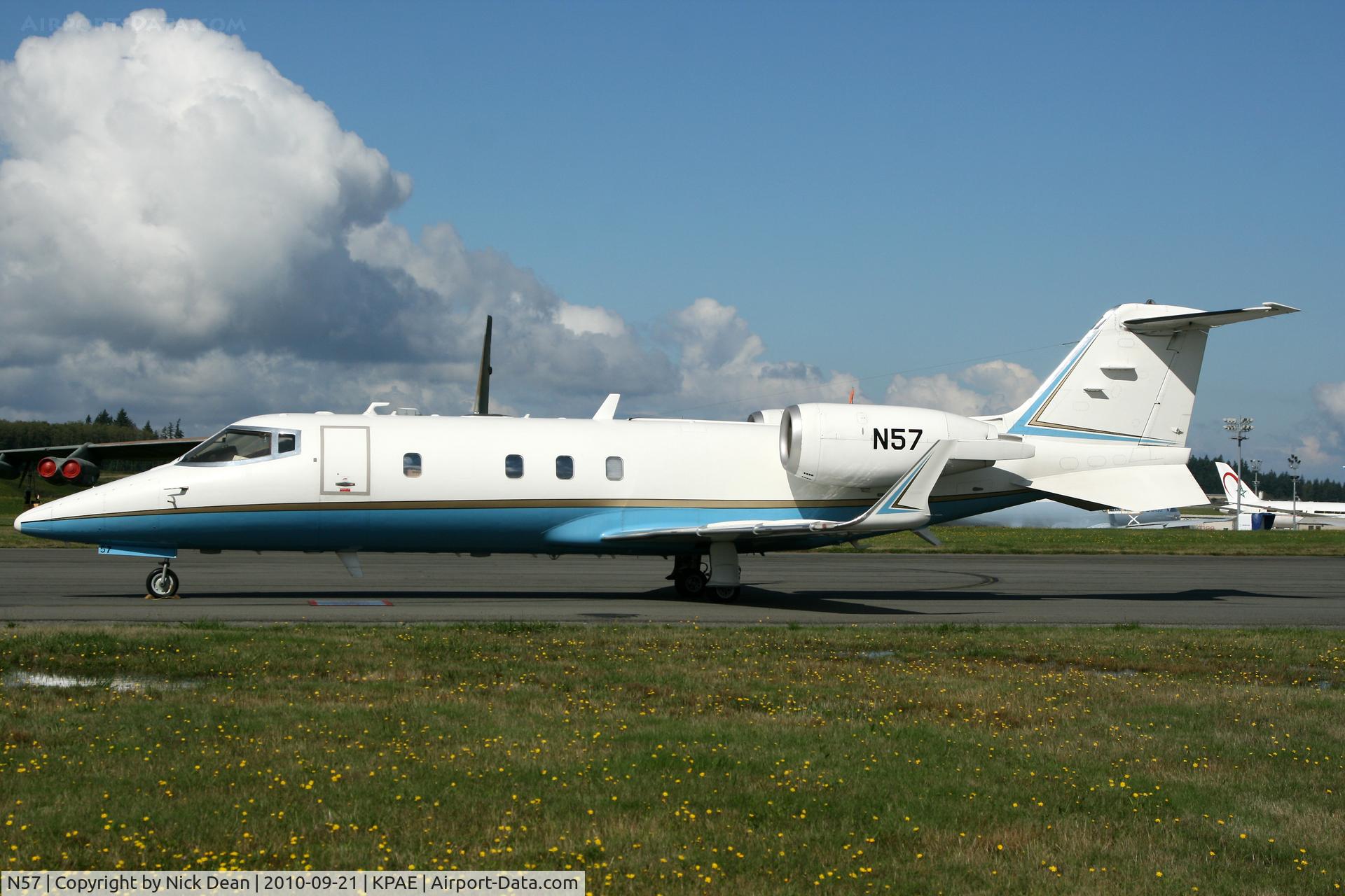 N57, 1994 Learjet Inc 60 C/N 039, KPAE Flight Check 57 stopping in for gas