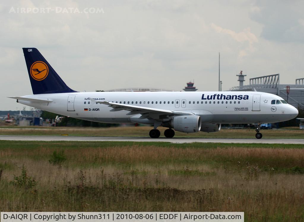D-AIQR, 1992 Airbus A320-211 C/N 382, Taking off rwy 18