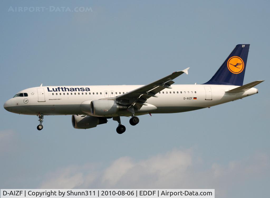 D-AIZF, 2010 Airbus A320-214 C/N 4289, Landing rwy 25L