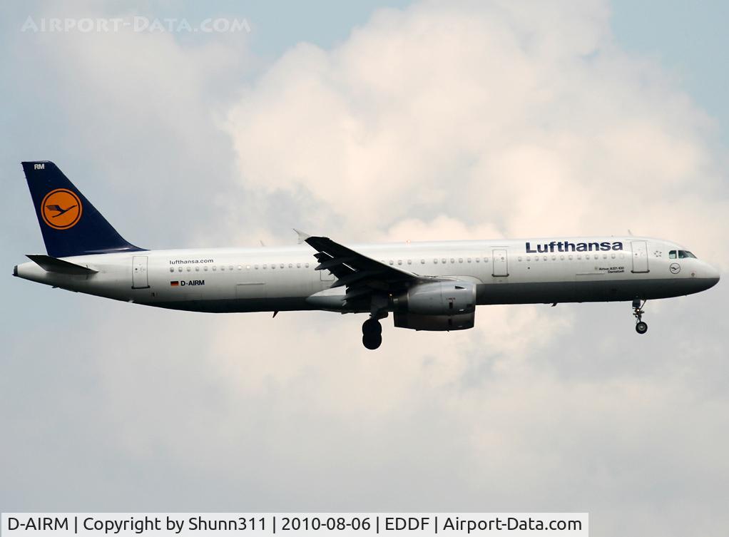 D-AIRM, 1994 Airbus A321-131 C/N 0518, Landing rwy 07R