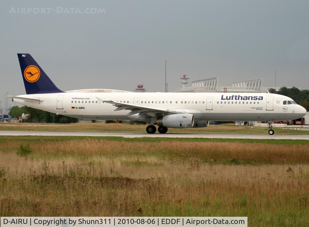 D-AIRU, 1997 Airbus A321-131 C/N 692, Taking off rwy 18