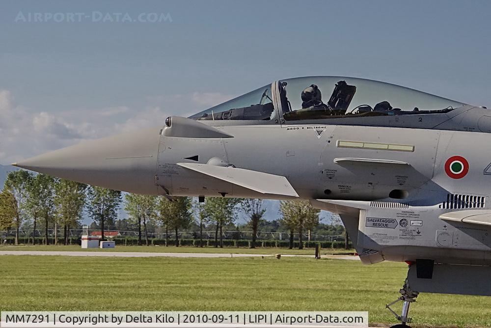 MM7291, Eurofighter EF-2000 Typhoon S C/N IS023, Italy - Air Force
Eurofighter EF-2000 Typhoon S
MM7291 / 4-11 (cn IS023)
