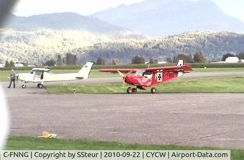 C-FNNG, 1992 Zenair STOL CH-701 C/N 7-1458, Stopping for coffee