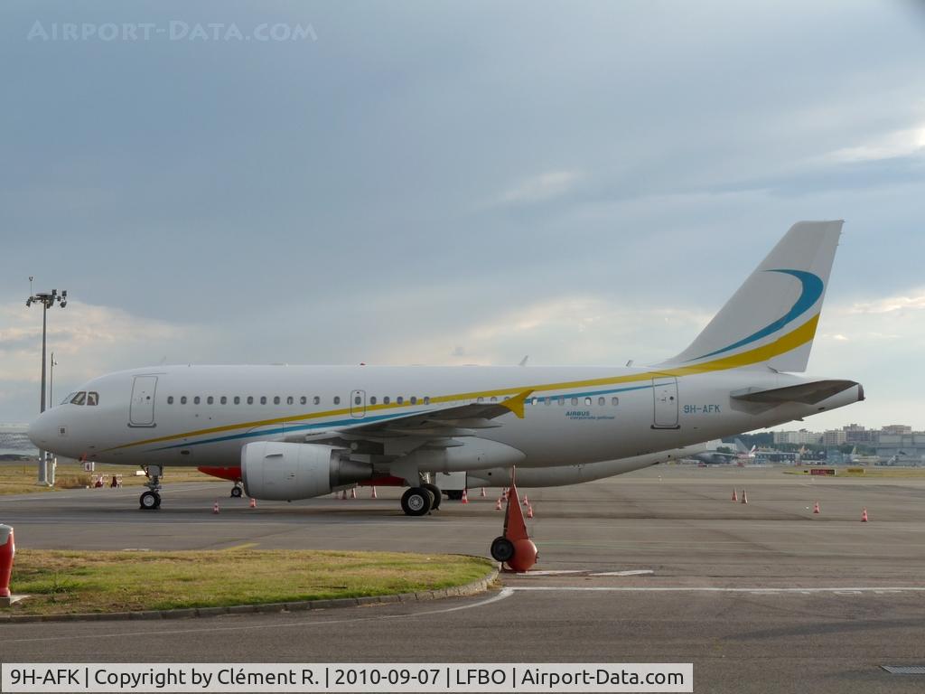 9H-AFK, 2005 Airbus A319-115 C/N 2592, CJL