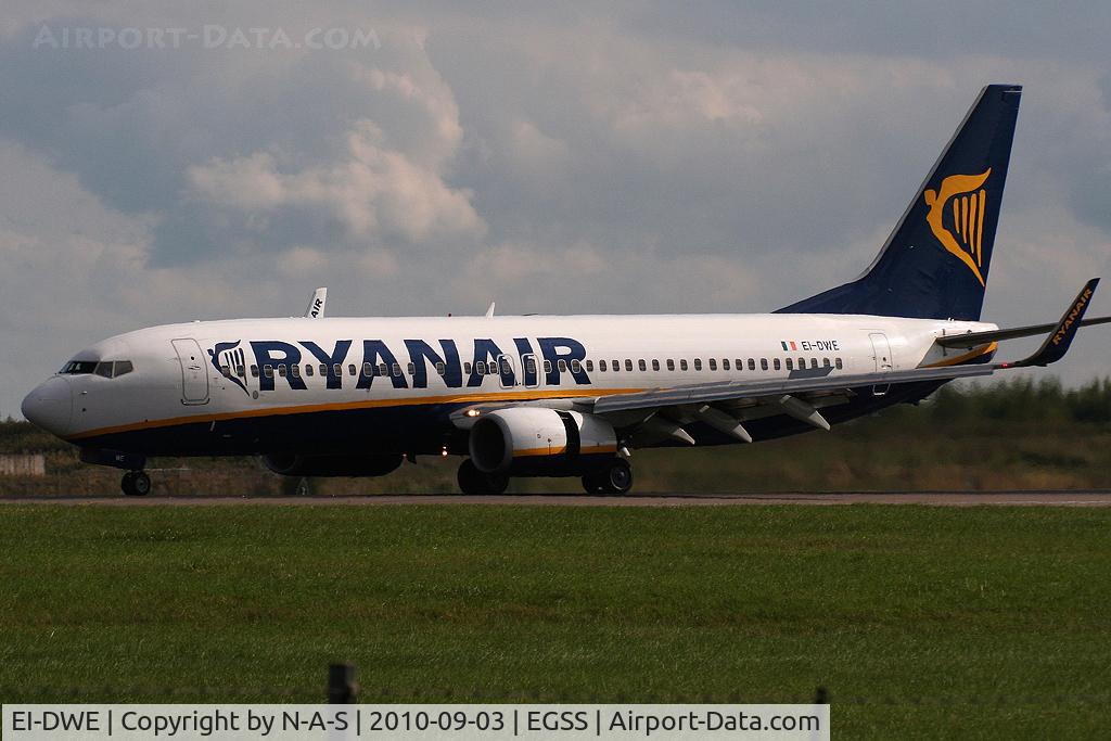 EI-DWE, 2007 Boeing 737-8AS C/N 36074, Arriving