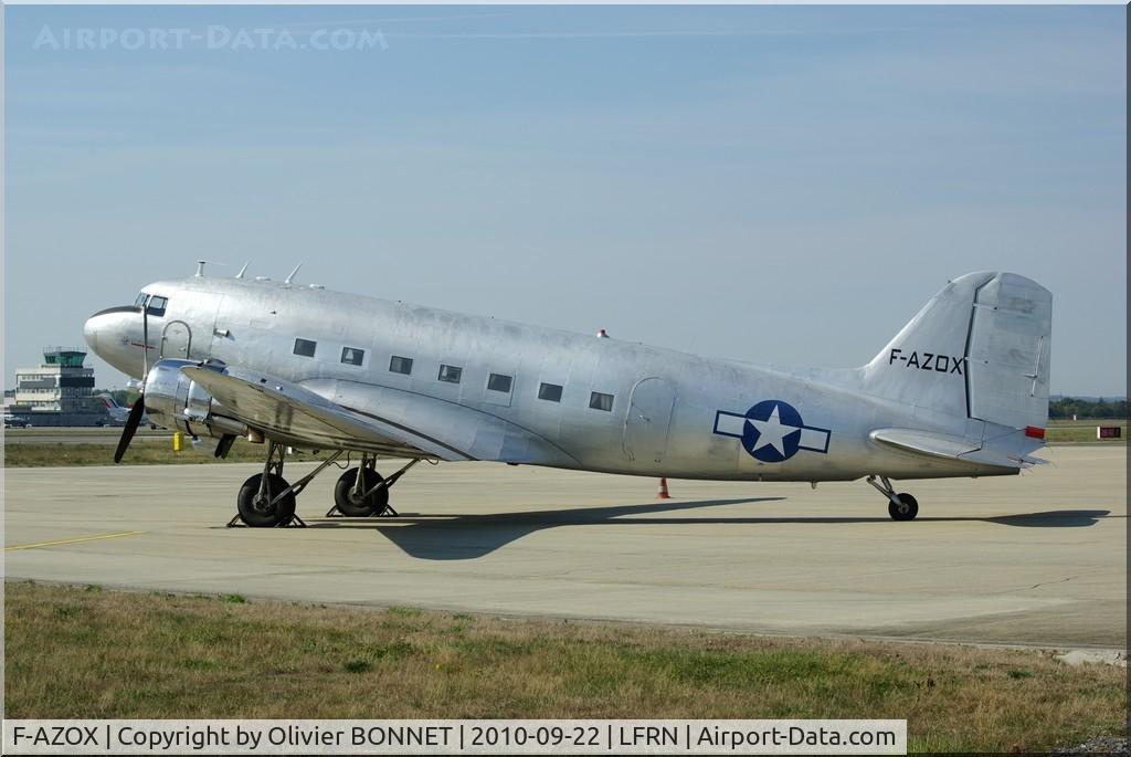 F-AZOX, 1945 Douglas DC-3C-S1C3G (C-47B-35-DK) C/N 16604, On the ramp waiting for the next airshow!
