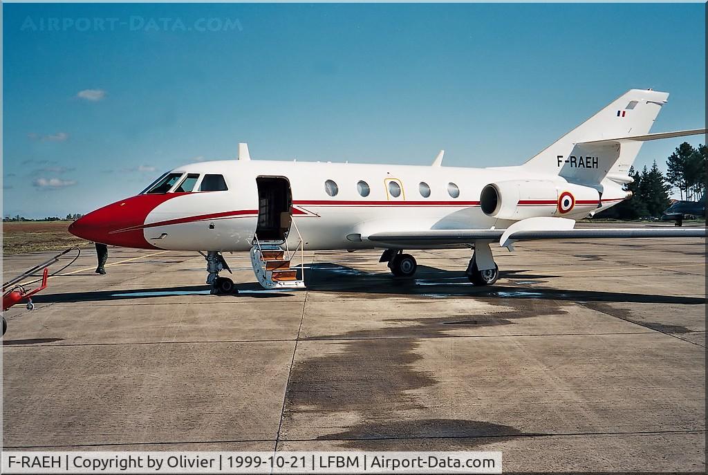 F-RAEH, Dassault Falcon (Mystère) 20F C/N 422, On the ramp.
