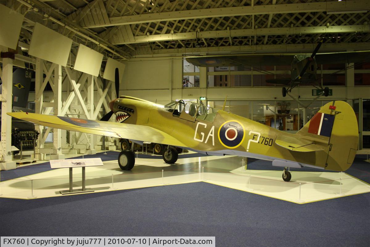 FX760, Curtiss Kittyhawk IV C/N 33840, on display at Hendon RAF Muséum
