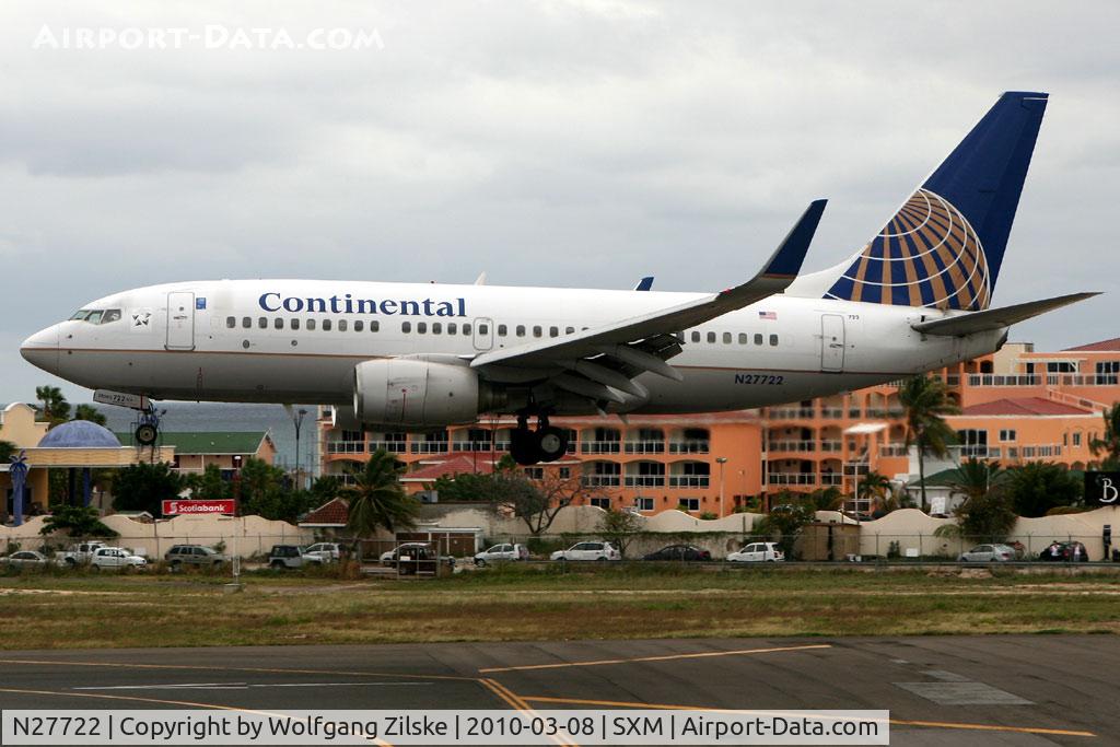 N27722, 1999 Boeing 737-724 C/N 28789, visitor