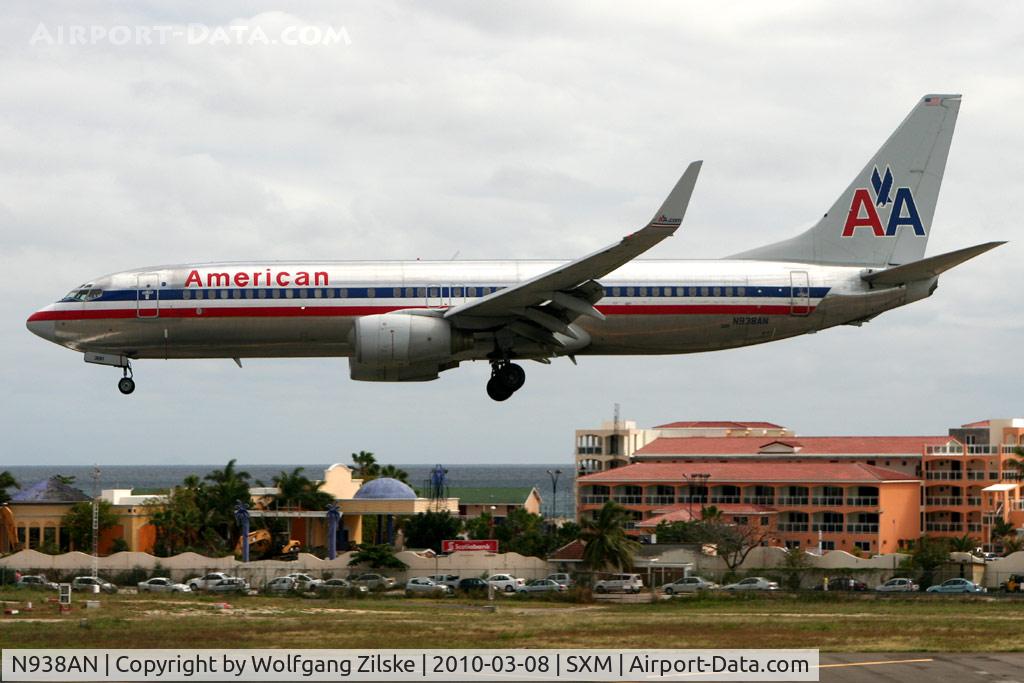 N938AN, 2000 Boeing 737-823 C/N 29533, visitor