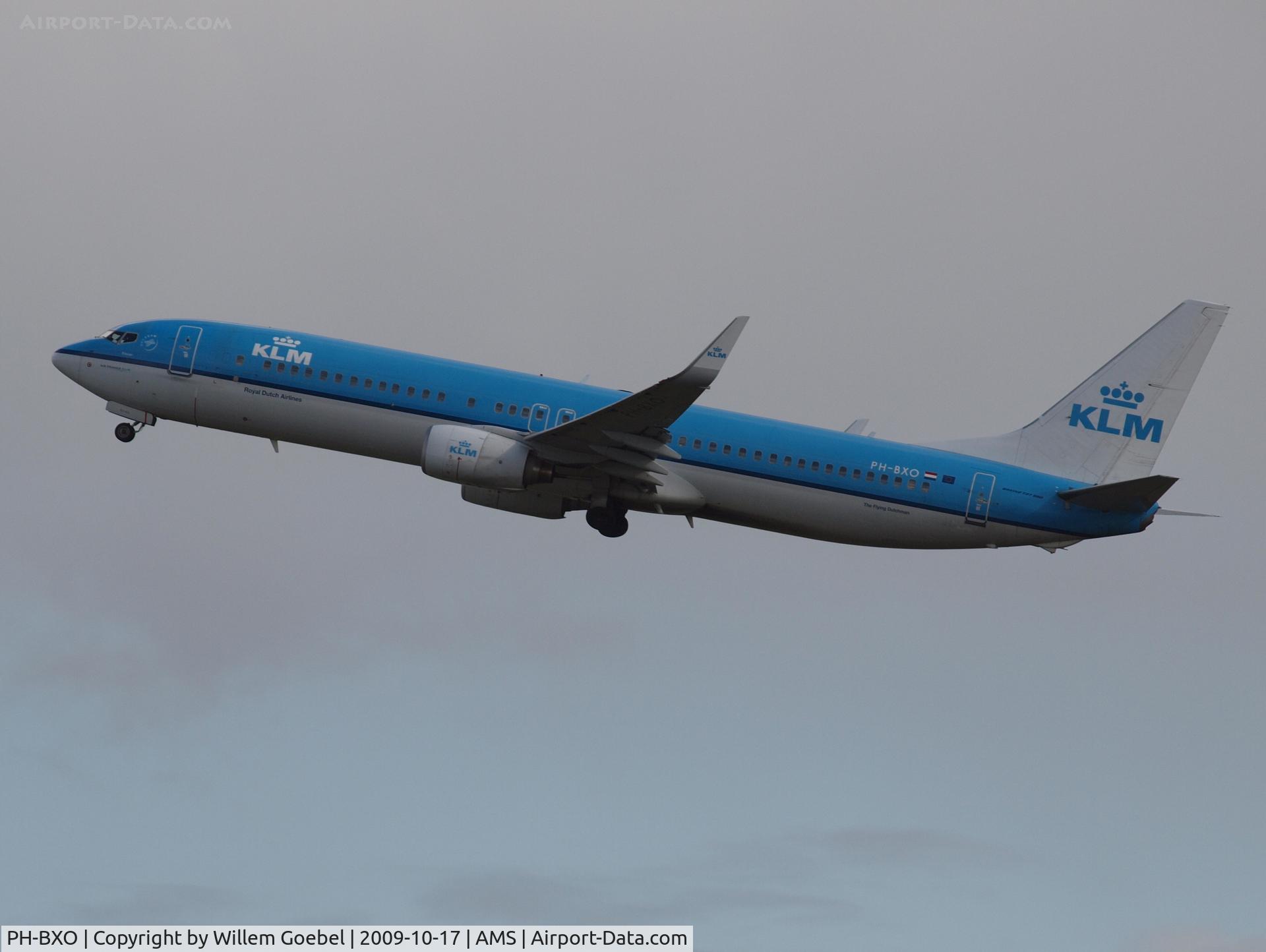 PH-BXO, 2001 Boeing 737-9K2 C/N 29599,  KLM colours