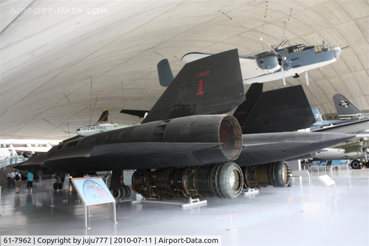 61-7962, 1964 Lockheed SR-71A Blackbird C/N 2013, on display at duxford