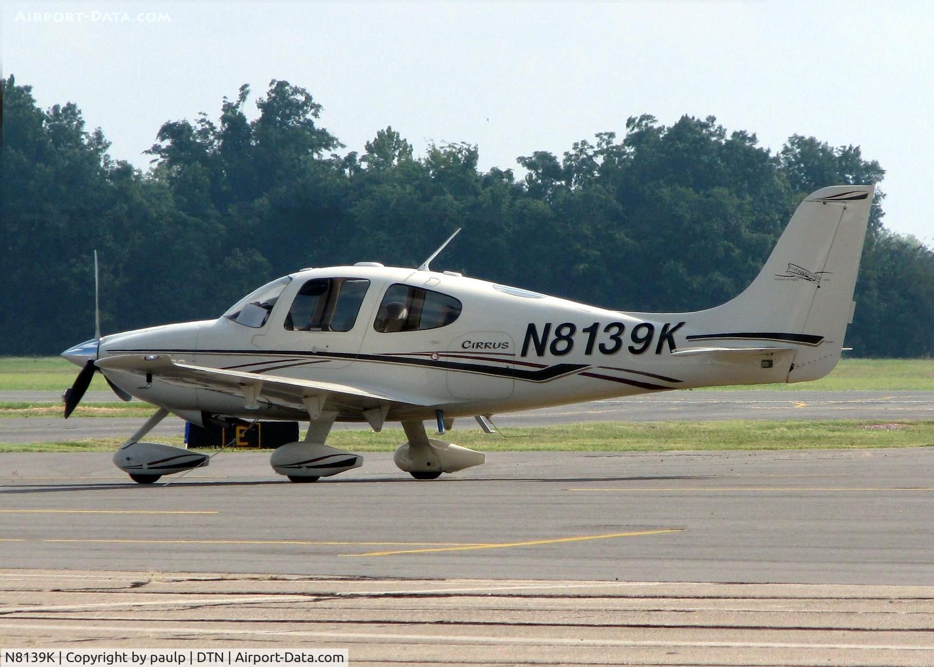 N8139K, 2003 Cirrus SR22 C/N 0662, At Downtown Shreveport.