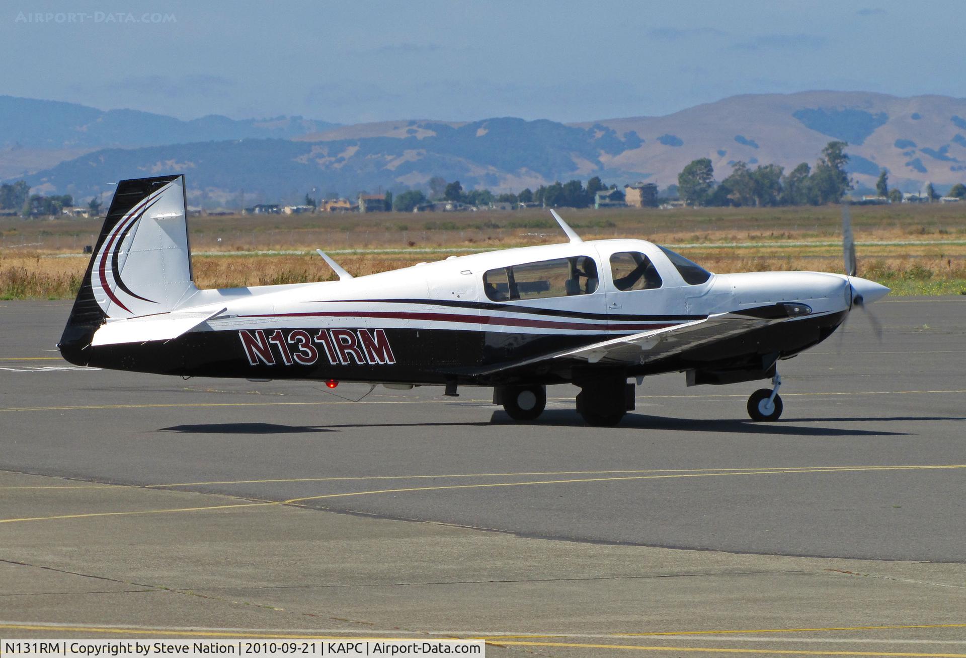 N131RM, 1996 Mooney M20M Bravo C/N 27-0218, Very sharp 1996 Mooney M20M arriving on visitors ramp at Napa County Airport, CA (KAPC) from University Airport, Davis, CA (KEDU)